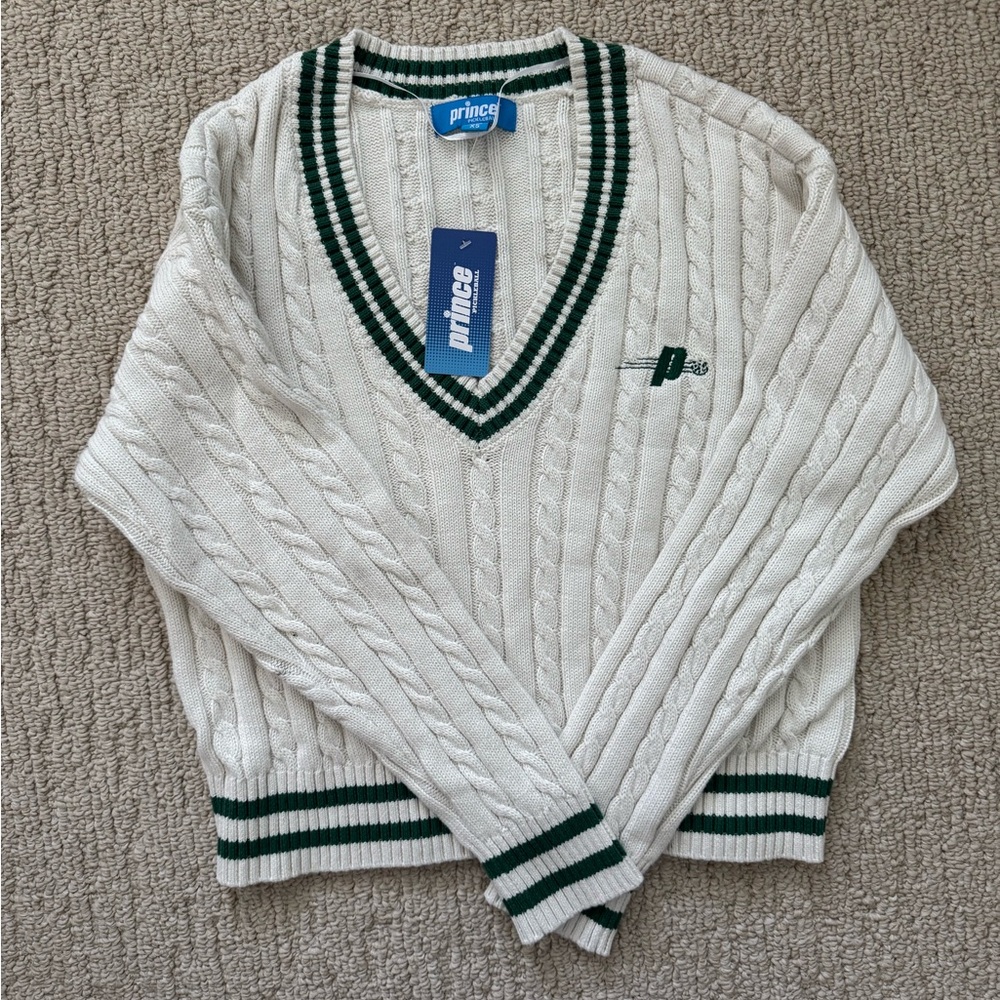 Prince pickleball XS NWT women’s v-neck White and Green Cable Knit Sweater